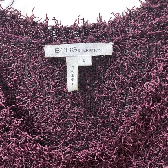 BCBGENERATION • Fuzzy Short Sleeve Deep Maroon Knit Sweater • Small • NWOT - Picture 5 of 6